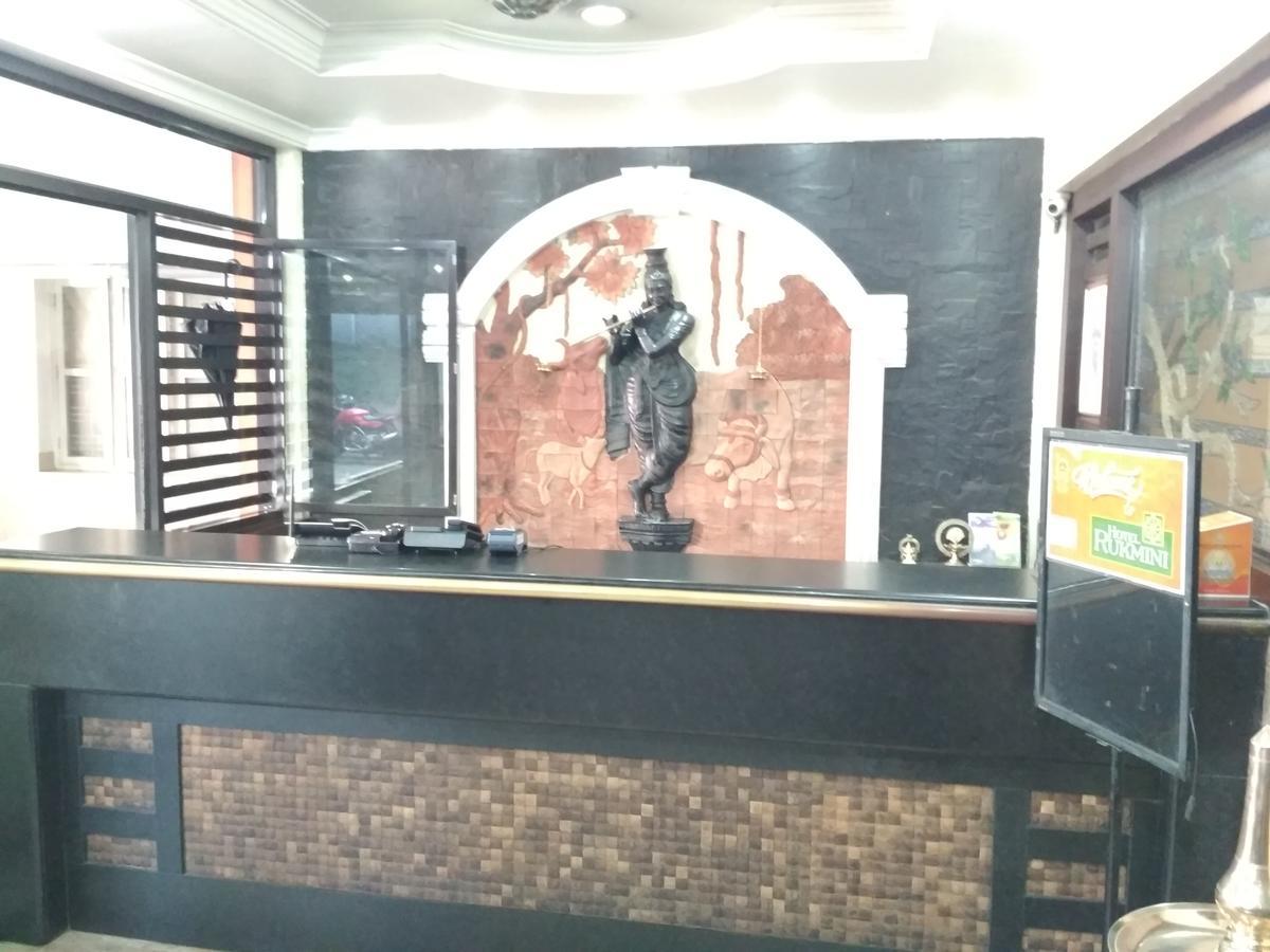 Hotel Rukmini Alwaye Exterior photo